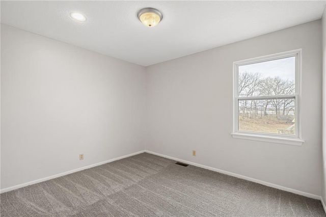 9526 W 78th Street, Overland Park, KS 66204