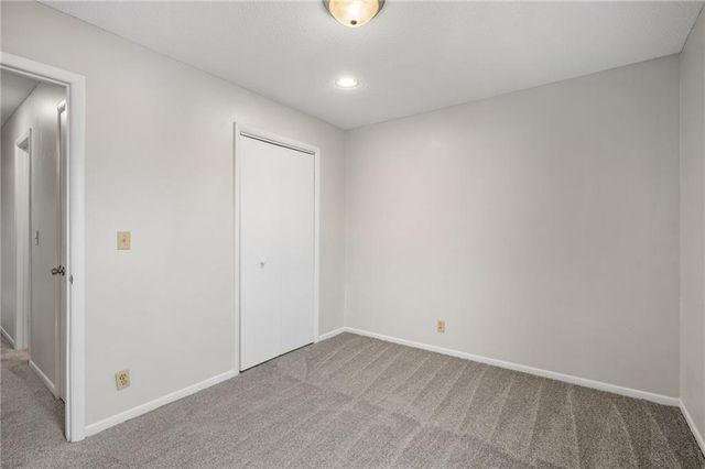 9526 W 78th Street, Overland Park, KS 66204