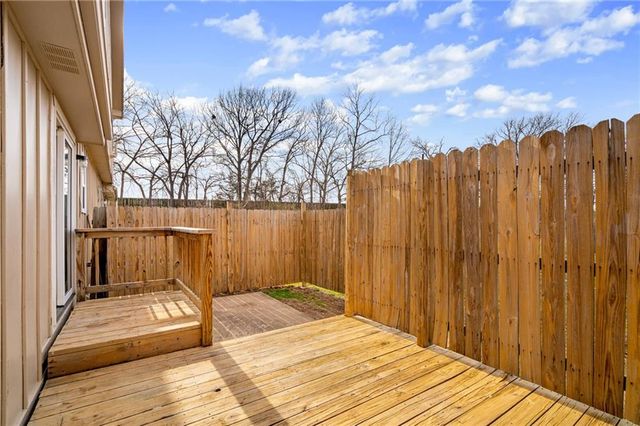 9526 W 78th Street, Overland Park, KS 66204