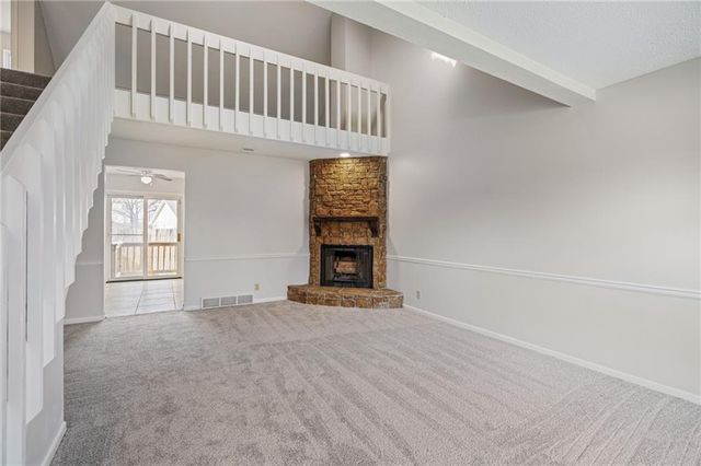 9526 W 78th Street, Overland Park, KS 66204