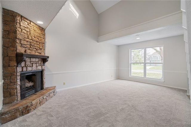 9526 W 78th Street, Overland Park, KS 66204