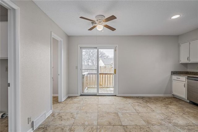 9526 W 78th Street, Overland Park, KS 66204