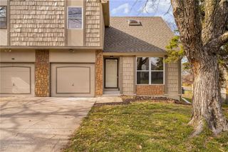 9526 W 78th Street, Overland Park, KS 66204