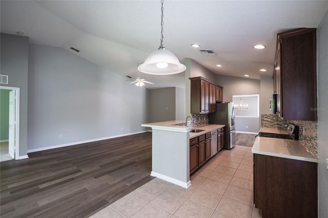 5192 MAXON TER 101, Sanford, FL 32771