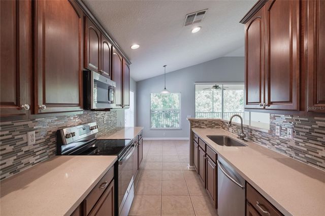 5192 MAXON TER 101, Sanford, FL 32771