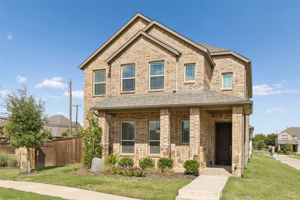 2703 Chambray Lane, Mansfield, TX 76063 — photo 2