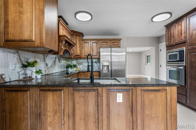 7356 Dorset Avenue, St Louis, MO 63130