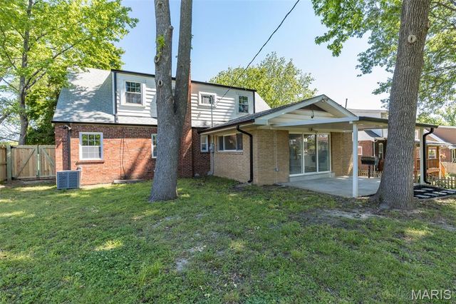 7356 Dorset Avenue, St Louis, MO 63130