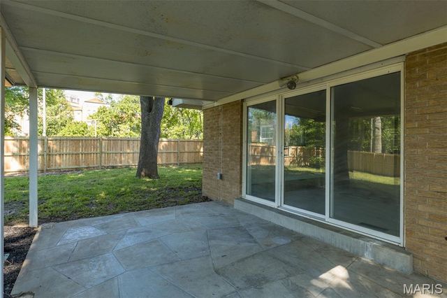7356 Dorset Avenue, St Louis, MO 63130