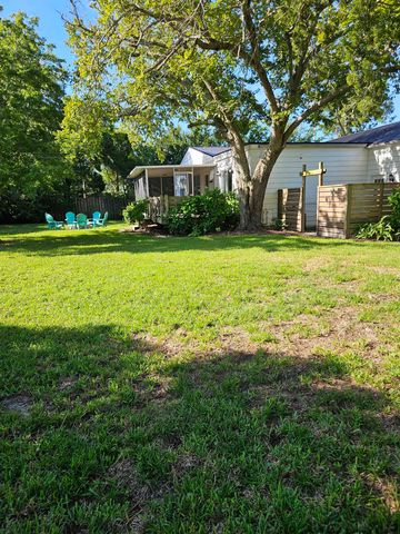 42 Menendez, St Augustine, FL 32080