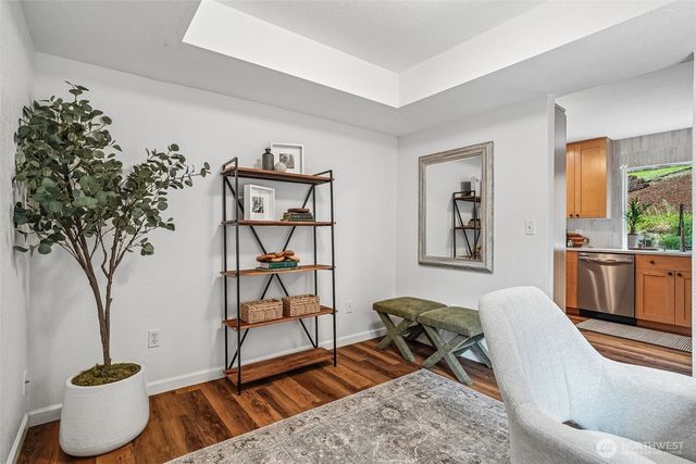 19103 SE 47th Place, Issaquah, WA 98027