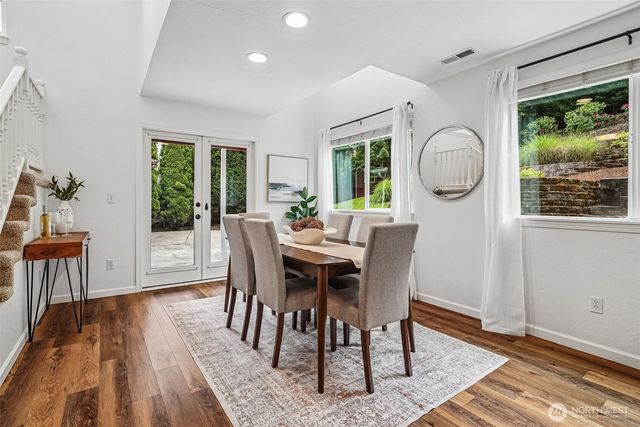 19103 SE 47th Place, Issaquah, WA 98027