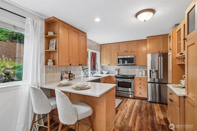 19103 SE 47th Place, Issaquah, WA 98027