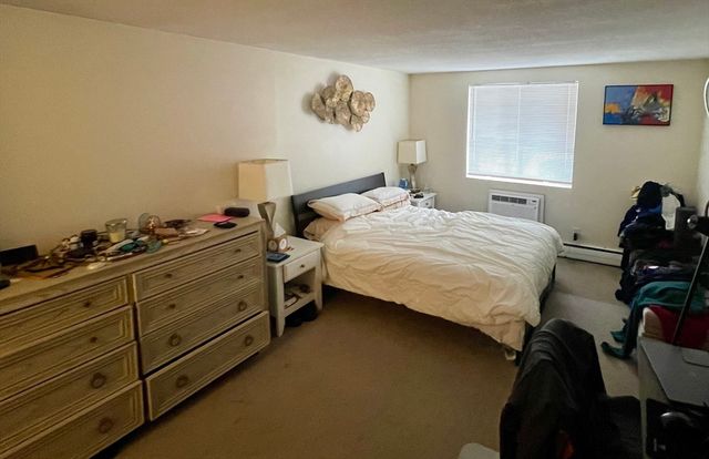 50 Green Street 109, Brookline, MA 02446