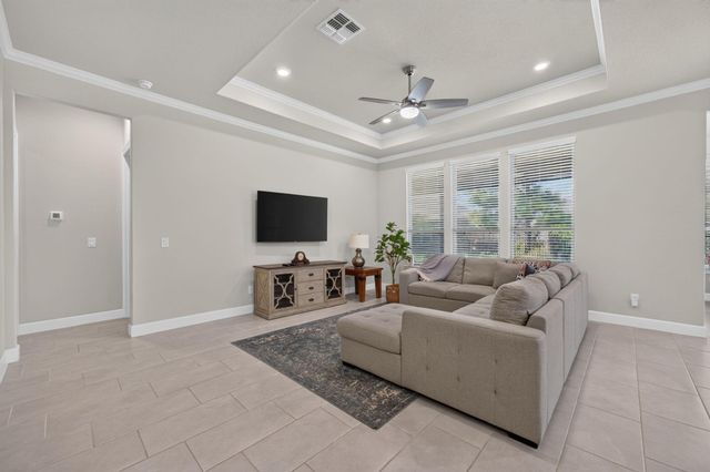 232 Spotted Saddle Court, Spring, TX 77382