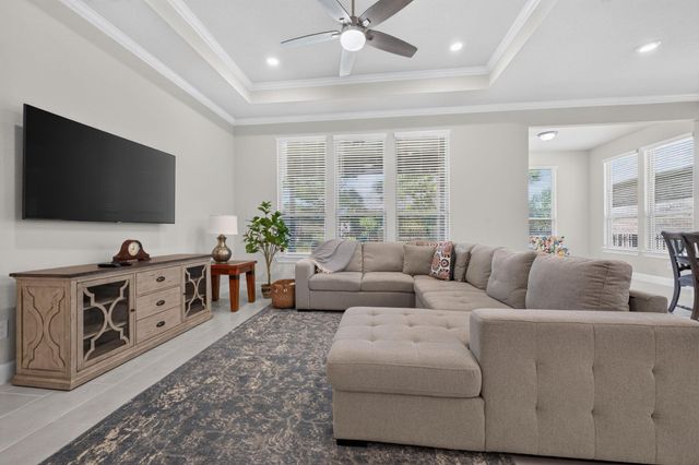 232 Spotted Saddle Court, Spring, TX 77382