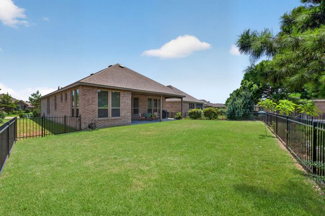 232 Spotted Saddle Court, Spring, TX 77382