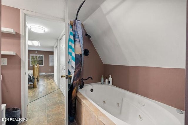 7111 Diamond Branch Rd, Maryville, TN 37801