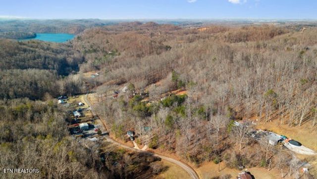 7111 Diamond Branch Rd, Maryville, TN 37801