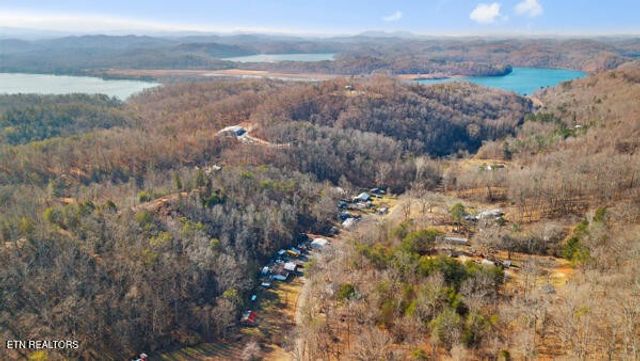 7111 Diamond Branch Rd, Maryville, TN 37801