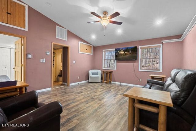 7111 Diamond Branch Rd, Maryville, TN 37801