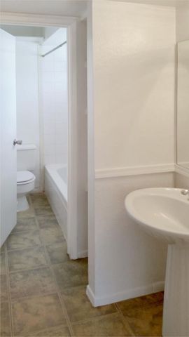 5832 S 42nd Place, Phoenix, AZ 85040