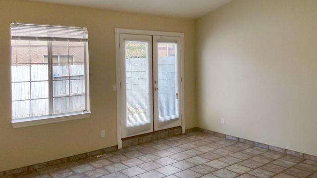 5832 S 42nd Place, Phoenix, AZ 85040