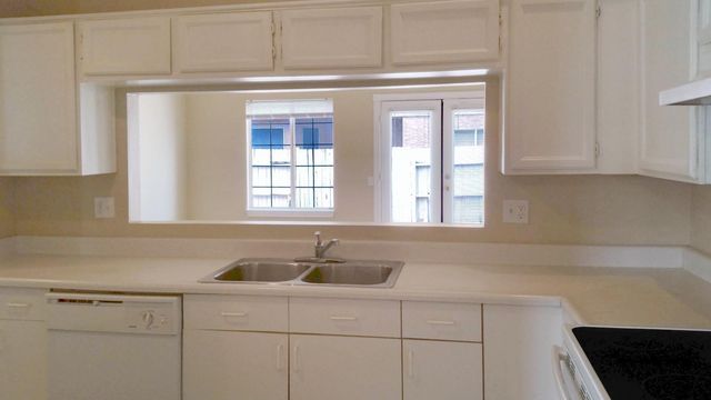 5832 S 42nd Place, Phoenix, AZ 85040