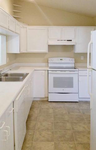 5832 S 42nd Place, Phoenix, AZ 85040