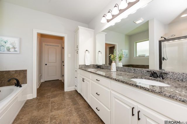 6318 Union Dr, Addis, LA 70710