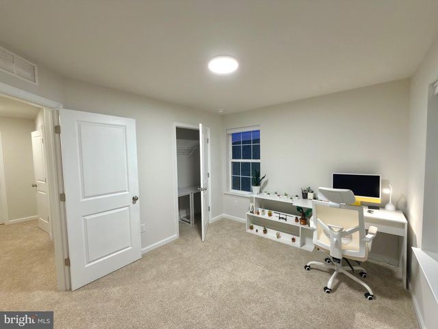 20 STANTON RD, Mount Holly, NJ 08060