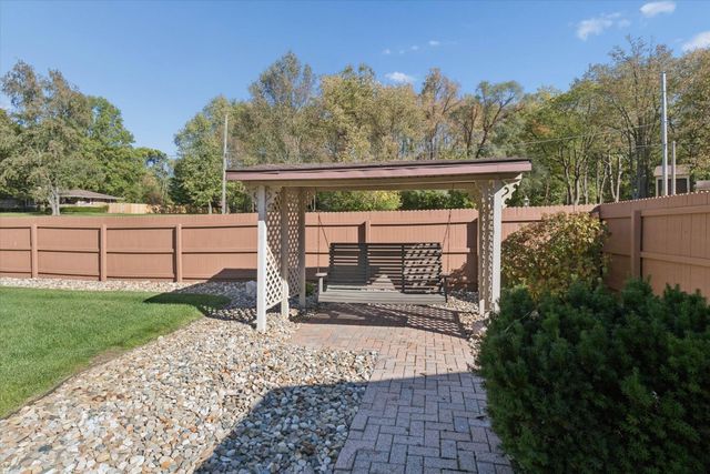 2419 Blanchard Drive, Niles, MI 49120