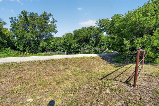 1917 Hudson Court, Alvarado, TX 76009