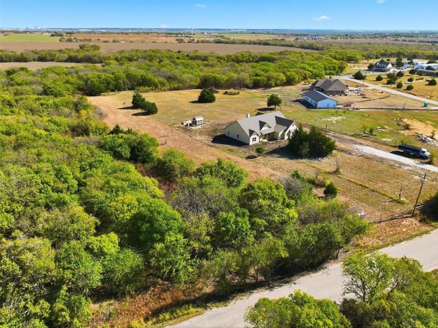 1917 Hudson Court, Alvarado, TX 76009