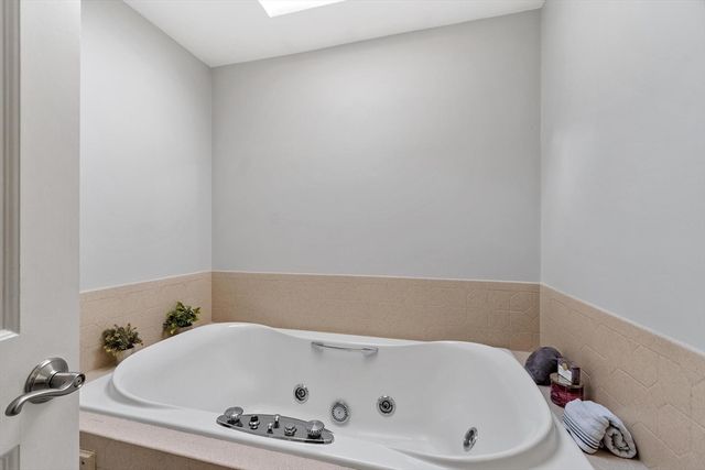 117 Depot St, Westford, MA 01886