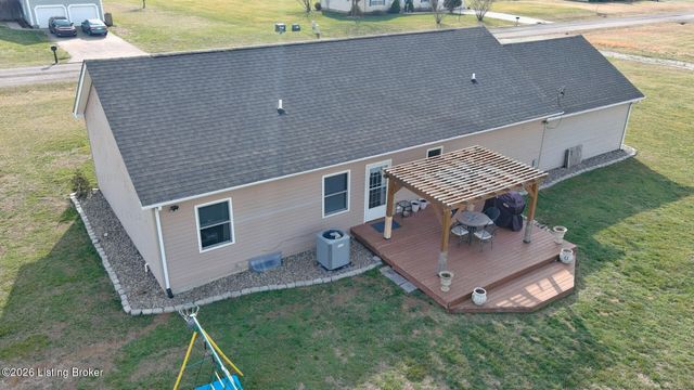 323 Oxmoor Dr, Elizabethtown, KY 42701