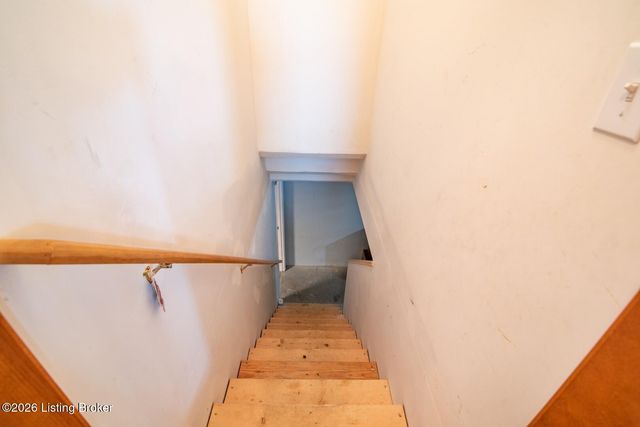 323 Oxmoor Dr, Elizabethtown, KY 42701