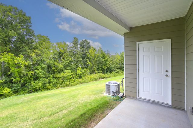 2972 Mallard Dr, Lebanon, TN 37090