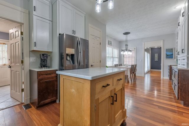 7555 Youngs Court, Newburgh, IN 47630