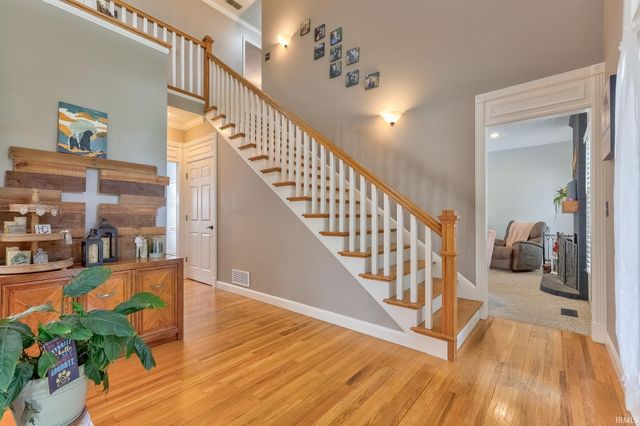 7555 Youngs Court, Newburgh, IN 47630