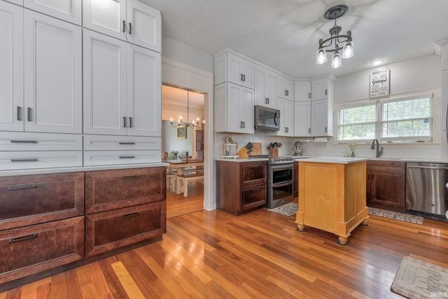 7555 Youngs Court, Newburgh, IN 47630