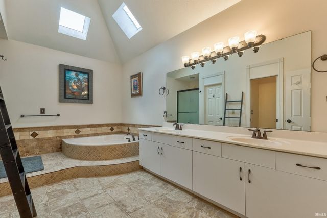 7555 Youngs Court, Newburgh, IN 47630