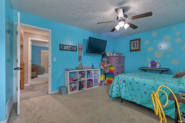 7555 Youngs Court, Newburgh, IN 47630