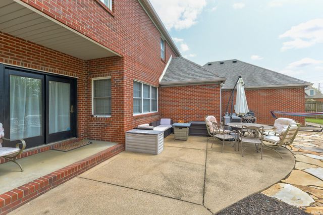 7555 Youngs Court, Newburgh, IN 47630