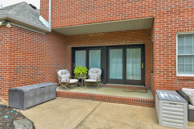 7555 Youngs Court, Newburgh, IN 47630