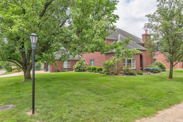 7555 Youngs Court, Newburgh, IN 47630