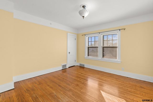 5124 Lafayette Avenue, Omaha, NE 68132