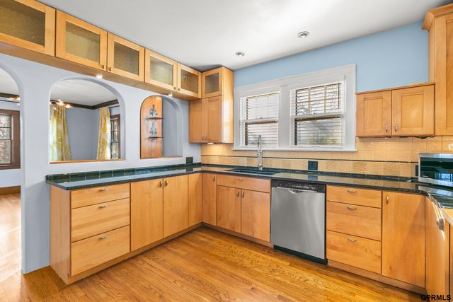 5124 Lafayette Avenue, Omaha, NE 68132