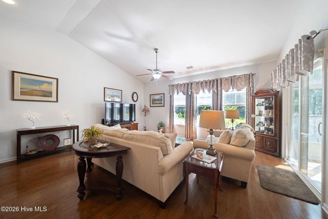 616 Cambeck Drive SE Unit 2, Leland, NC 28451