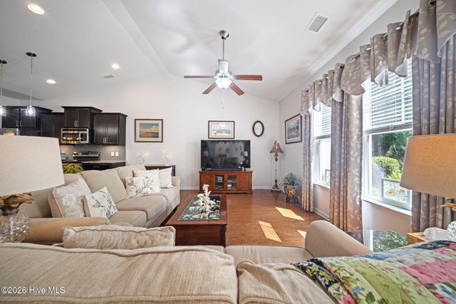 616 Cambeck Drive SE Unit 2, Leland, NC 28451